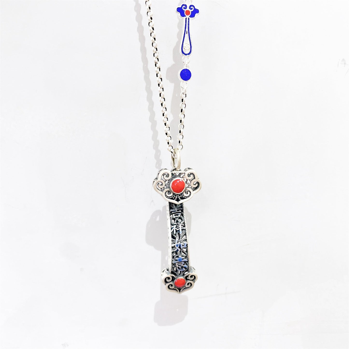 Temperamental and fashionable enamel sterling silver pendant - jewelry - weilin.com