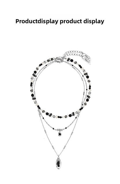 Black stone pendant bead necklace