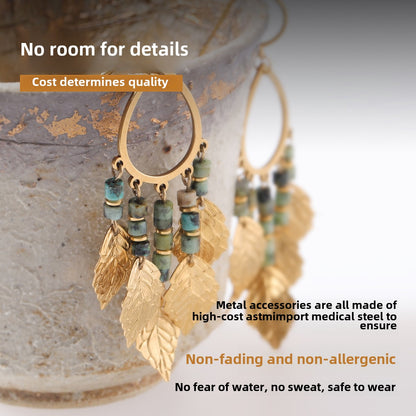 Ancient-style gold earrings