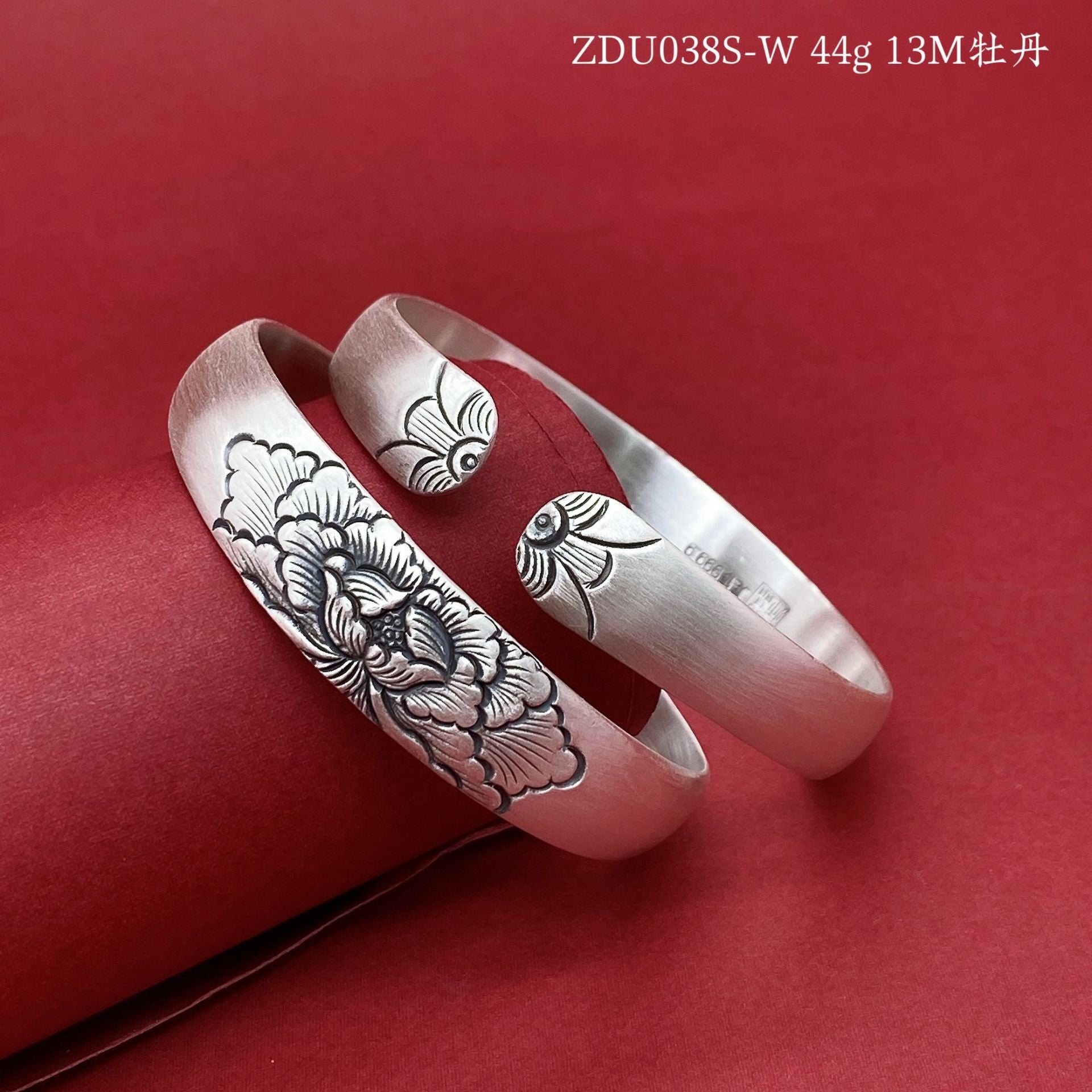 Vintage carved sterling silver bracelet - jewelry - weilin.com