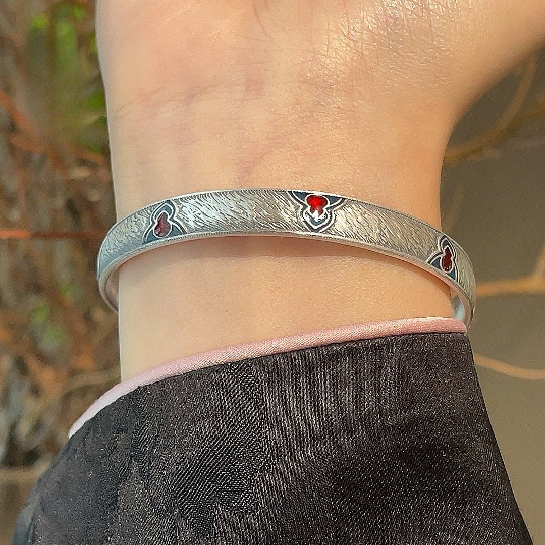 Vintage Chinese style sterling silver bracelet - jewelry - weilin.com