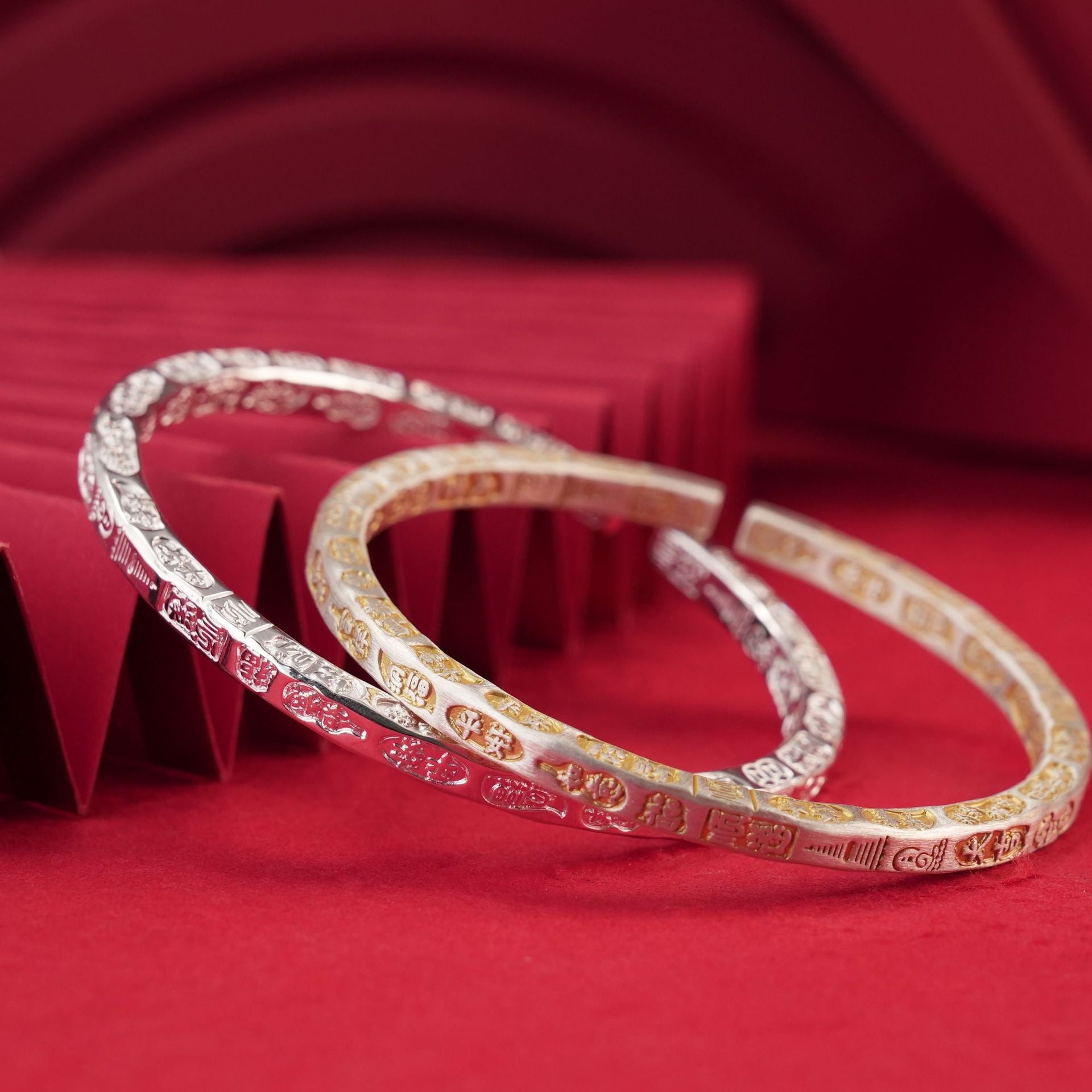 Vintage frosted gold - painted sterling silver bracelet - jewelry - weilin.com