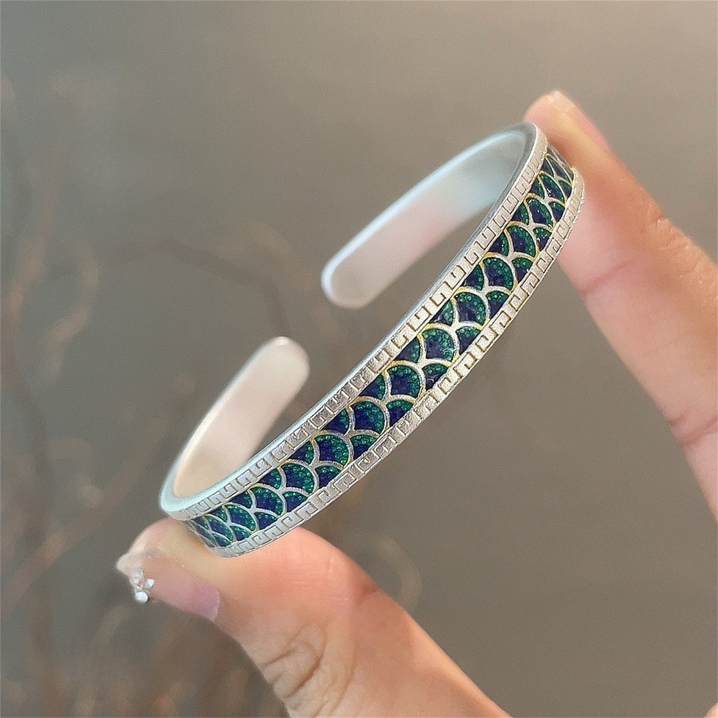 Vintage sand old gold - painted fish scale enamel bracelet - jewelry - weilin.com