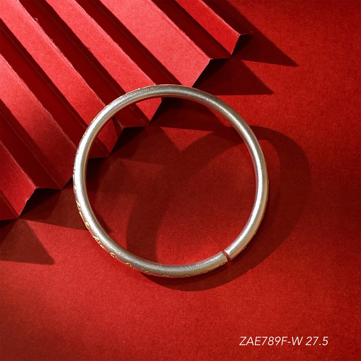 Vintage Sterling Silver Bracelet - jewelry - weilin.com