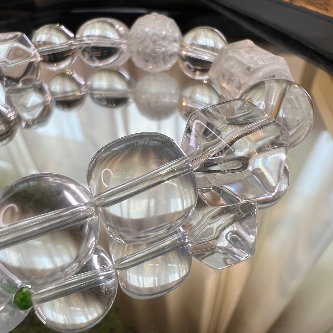 White crystal multi - treasure bracelet - jewelry - weilin.com