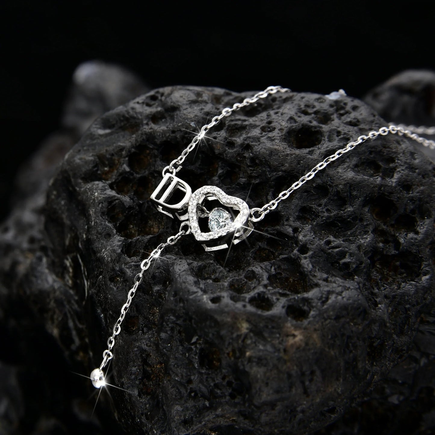 Women's exquisite zirconia ID letter heart necklace - jewelry - weilin.com
